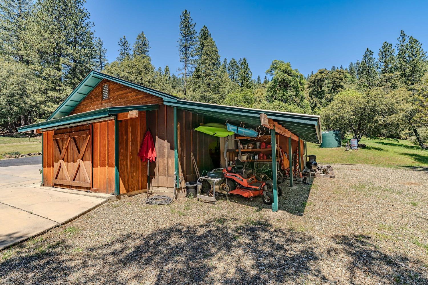 Detail Gallery Image 22 of 83 For 25624 Sherwood Dr, Pioneer,  CA 95666 - 3 Beds | 3 Baths