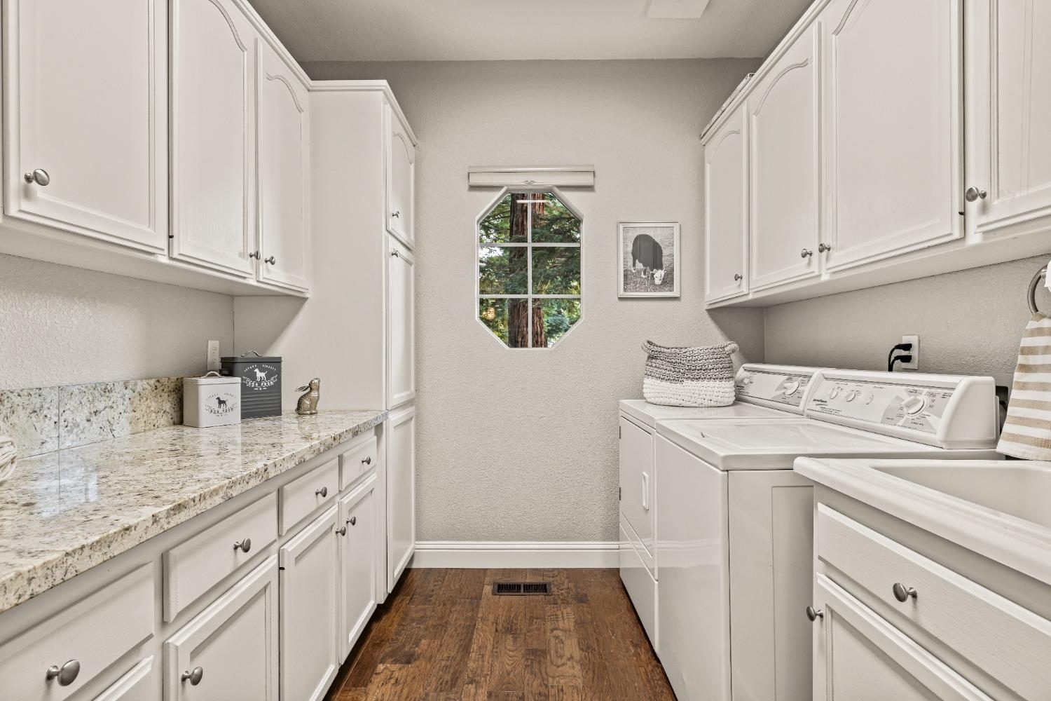 Meder Court, Shingle Springs, California image 35