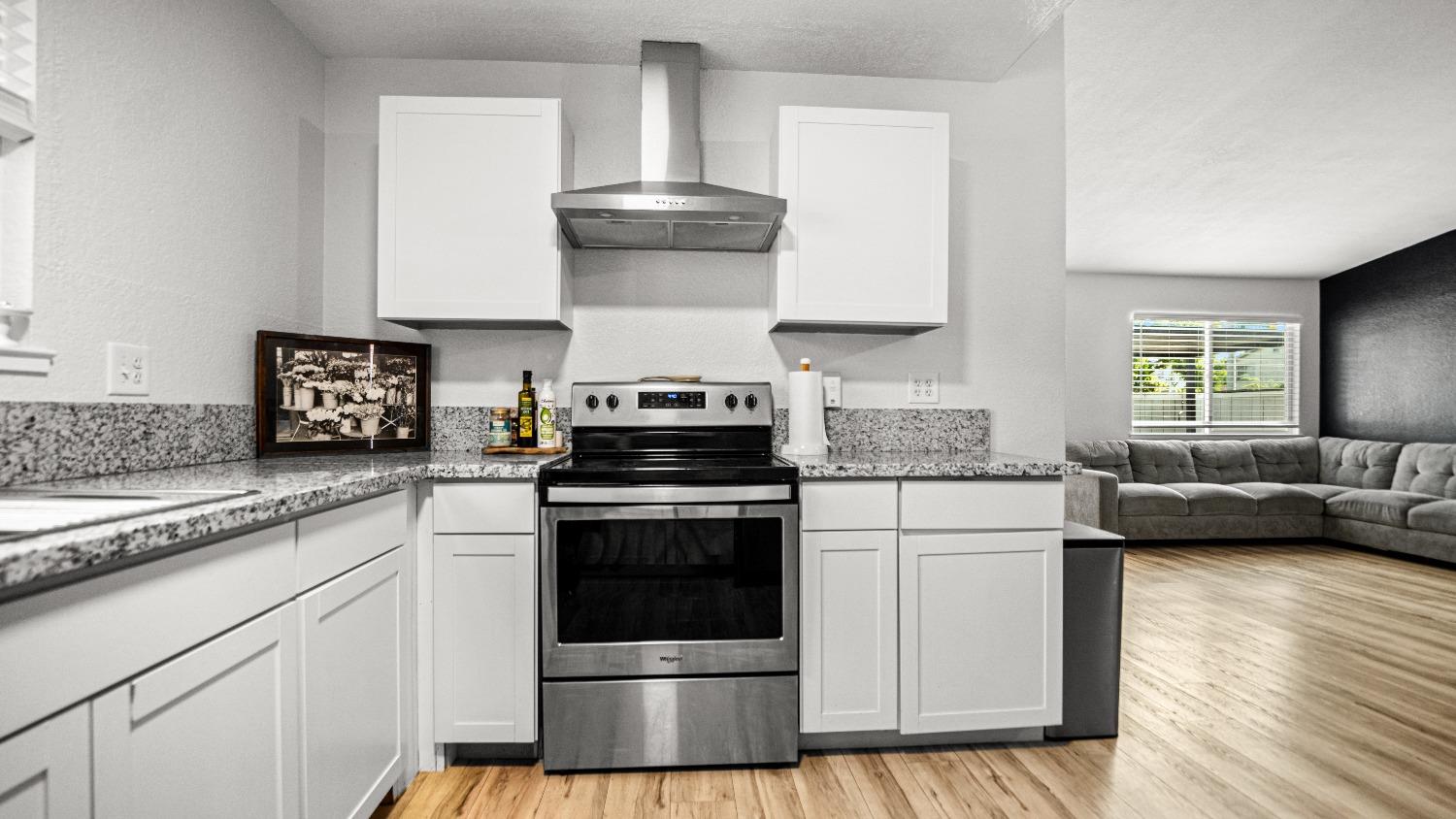 Detail Gallery Image 35 of 52 For 813 St Helena Pl, Modesto,  CA 95356 - 2 Beds | 2 Baths