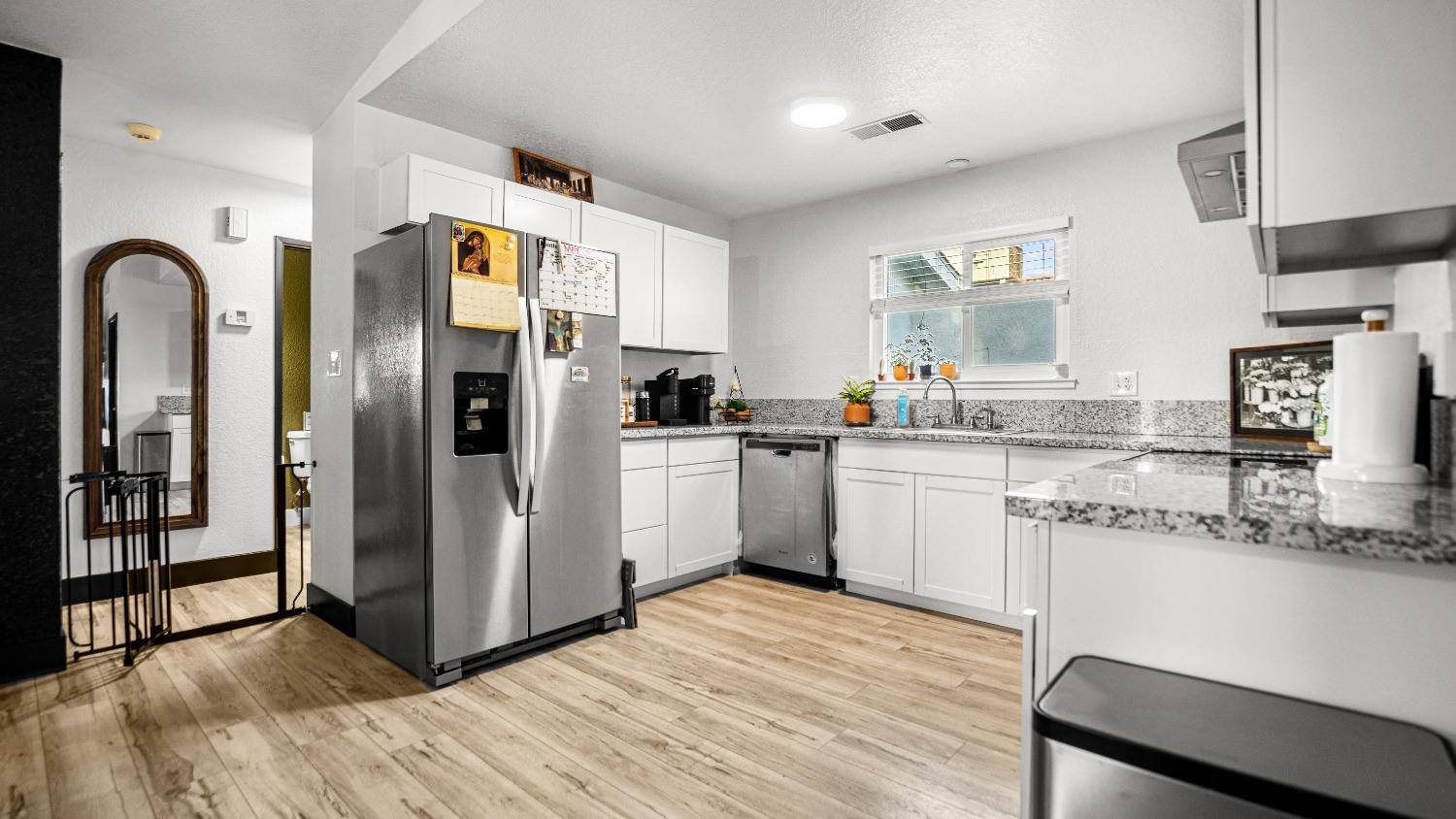 Detail Gallery Image 32 of 52 For 813 St Helena Pl, Modesto,  CA 95356 - 2 Beds | 2 Baths