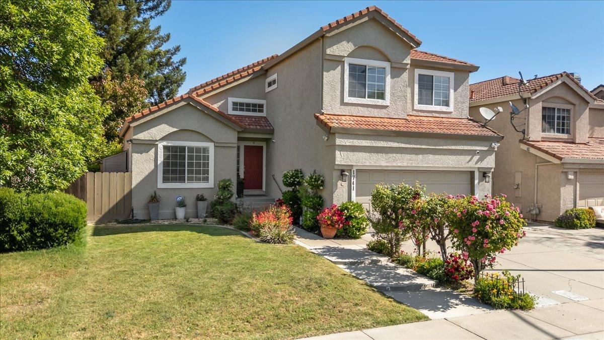 Detail Gallery Image 3 of 59 For 1741 Patton Dr, Modesto,  CA 95356 - 4 Beds | 2/1 Baths