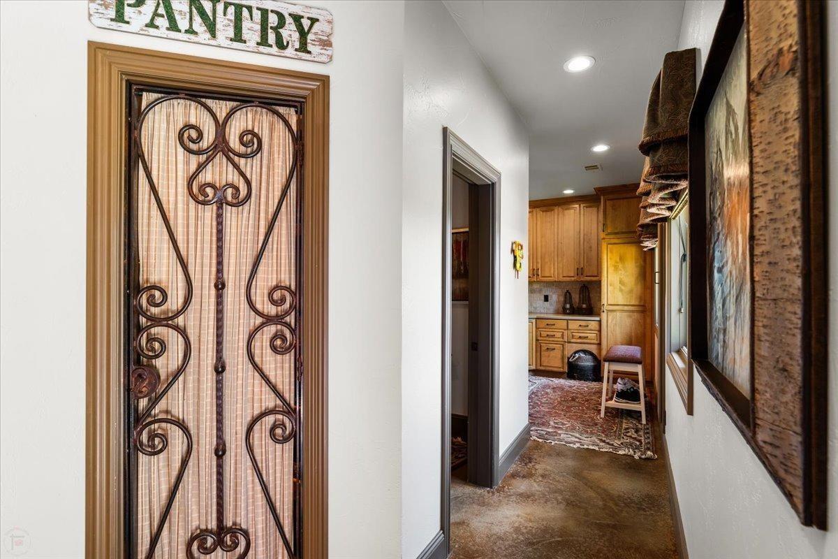 Detail Gallery Image 27 of 95 For 18879 Hidden Lakes Ln, Acampo,  CA 95220 - 3 Beds | 3/2 Baths