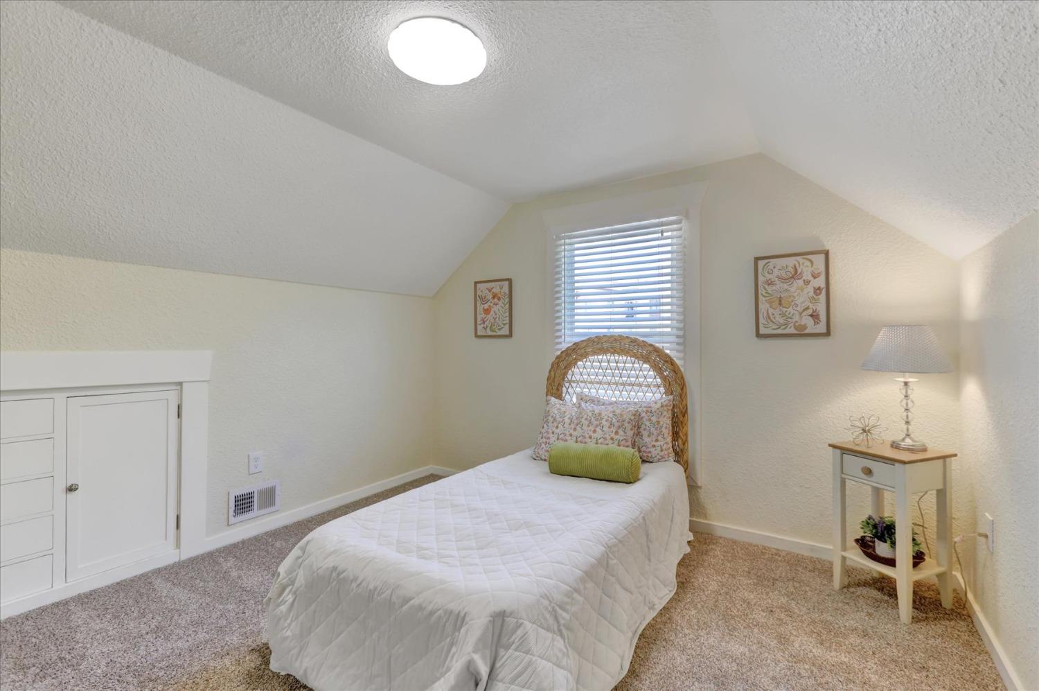 Detail Gallery Image 34 of 81 For 147 South Auburn St, Grass Valley,  CA 95945 - – Beds | – Baths
