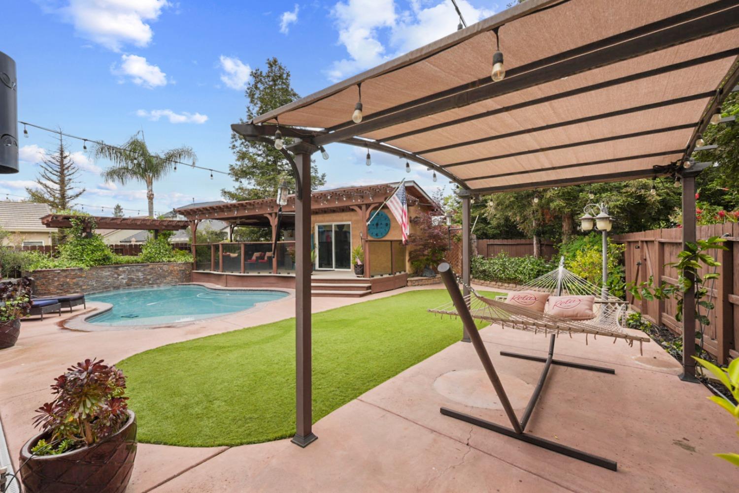 Detail Gallery Image 48 of 66 For 2881 Paseo Entrada Rd, Turlock,  CA 95382 - 4 Beds | 2/1 Baths