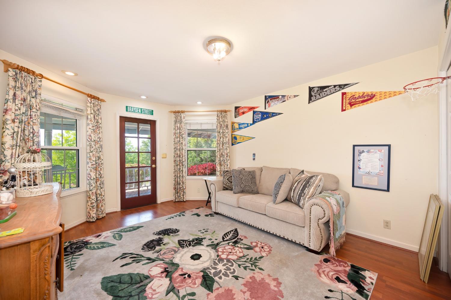 Detail Gallery Image 25 of 81 For 2601 Roundhill Cir, Placerville,  CA 95667 - 4 Beds | 3 Baths