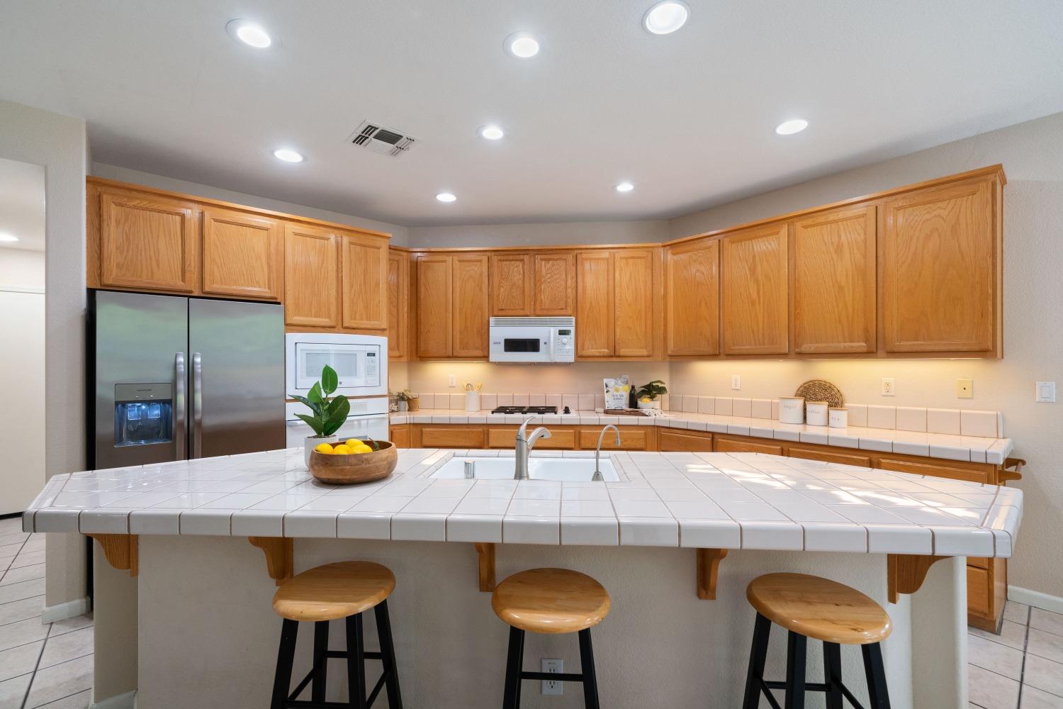 Detail Gallery Image 22 of 44 For 2475 Minden Ct, Sacramento,  CA 95835 - 4 Beds | 2/1 Baths
