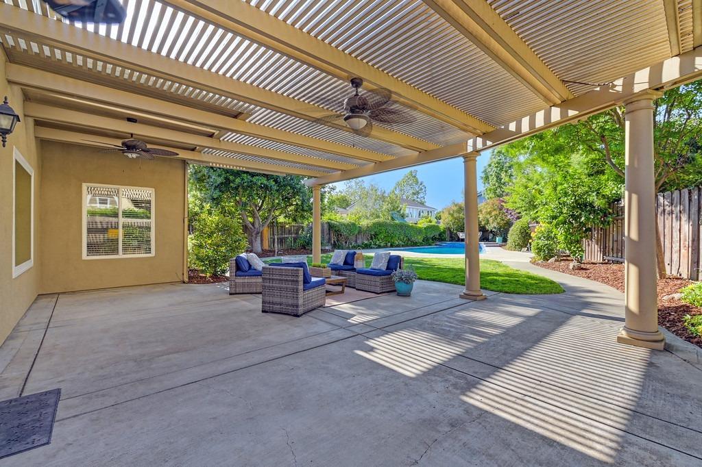 Detail Gallery Image 45 of 63 For 2725 Henri Ct, Davis,  CA 95618 - 5 Beds | 2/1 Baths