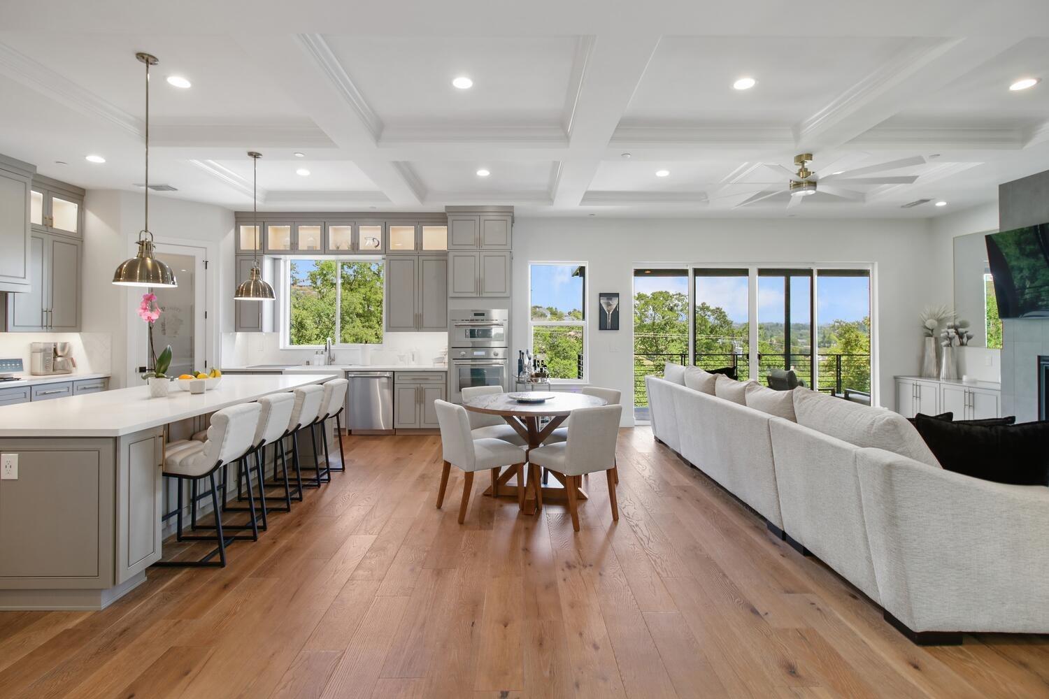 Detail Gallery Image 10 of 73 For 3130 Oakwood Rd, Cameron Park,  CA 95682 - 4 Beds | 4 Baths