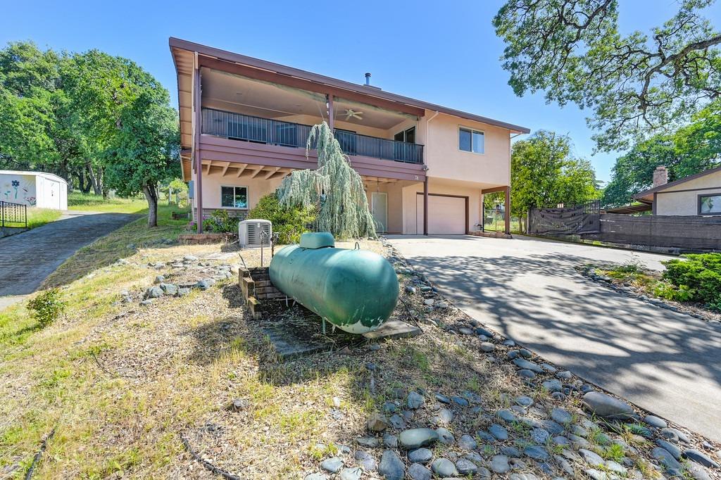 Detail Gallery Image 16 of 68 For 74 Greenbrier Dr, Oroville,  CA 95966 - 3 Beds | 3 Baths