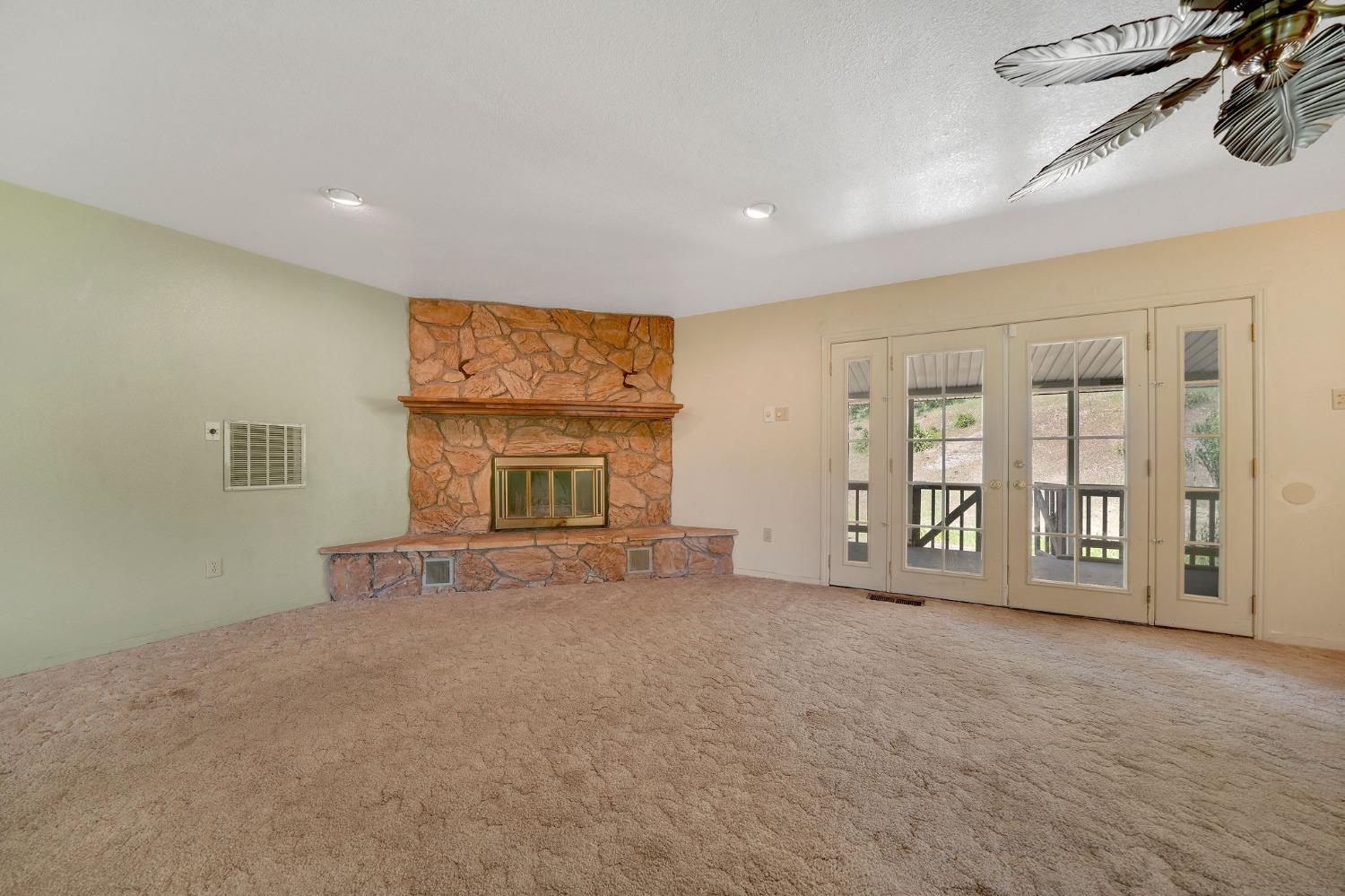 Detail Gallery Image 6 of 77 For 16735 Fiddletown Rd, Fiddletown,  CA 95629 - 3 Beds | 2 Baths