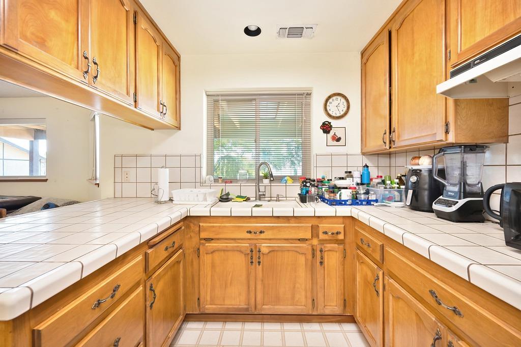 Detail Gallery Image 50 of 68 For 74 Greenbrier Dr, Oroville,  CA 95966 - 3 Beds | 3 Baths