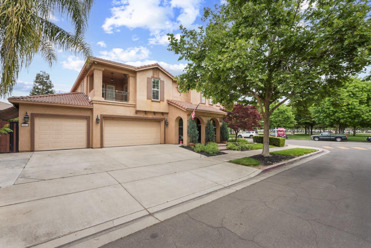 Detail Gallery Image 1 of 66 For 2881 Paseo Entrada Rd, Turlock,  CA 95382 - 4 Beds | 2/1 Baths