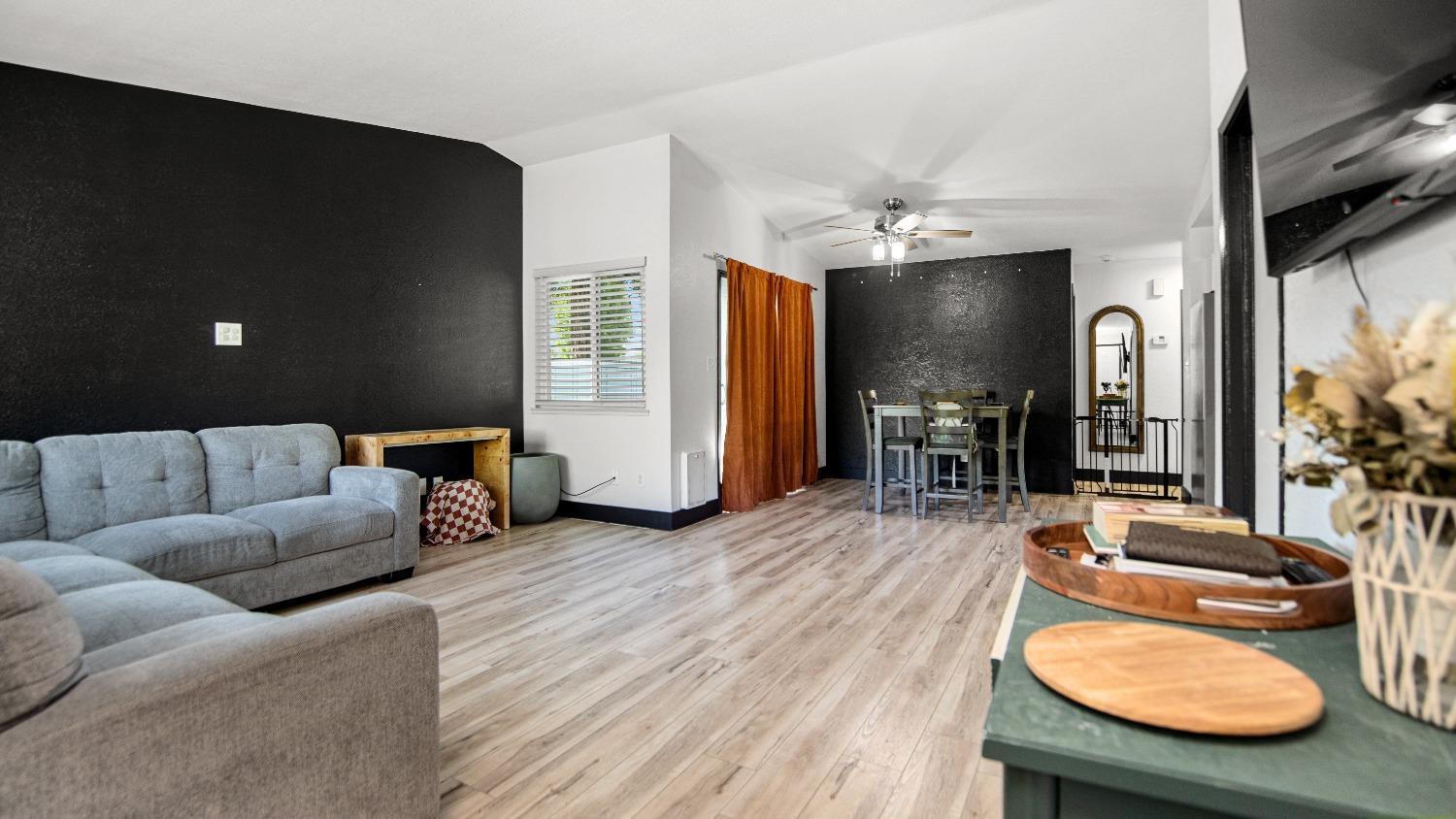 Detail Gallery Image 22 of 52 For 813 St Helena Pl, Modesto,  CA 95356 - 2 Beds | 2 Baths
