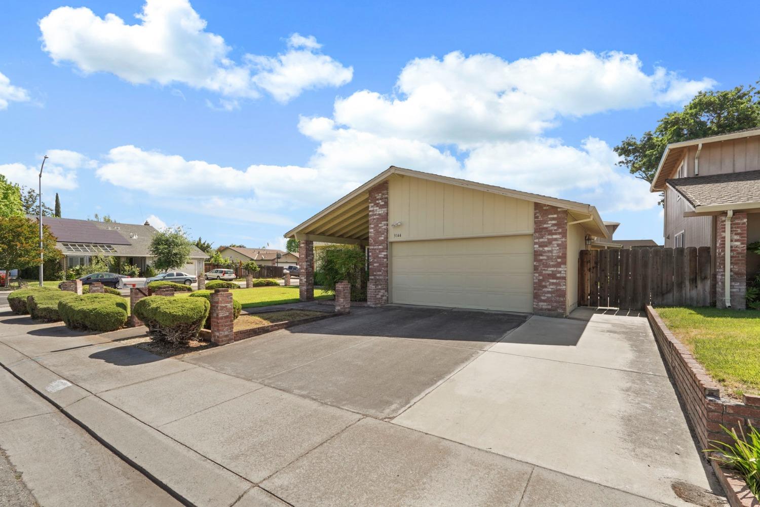Admiral Drive, Stockton, California image 38