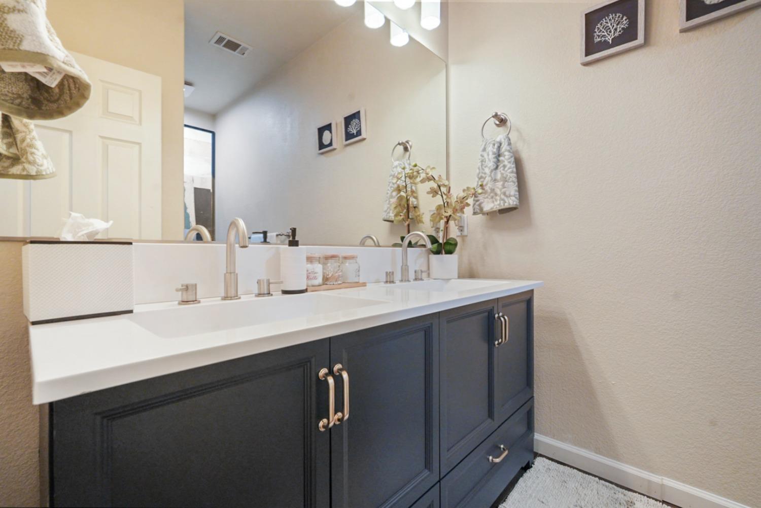 Detail Gallery Image 41 of 66 For 2881 Paseo Entrada Rd, Turlock,  CA 95382 - 4 Beds | 2/1 Baths