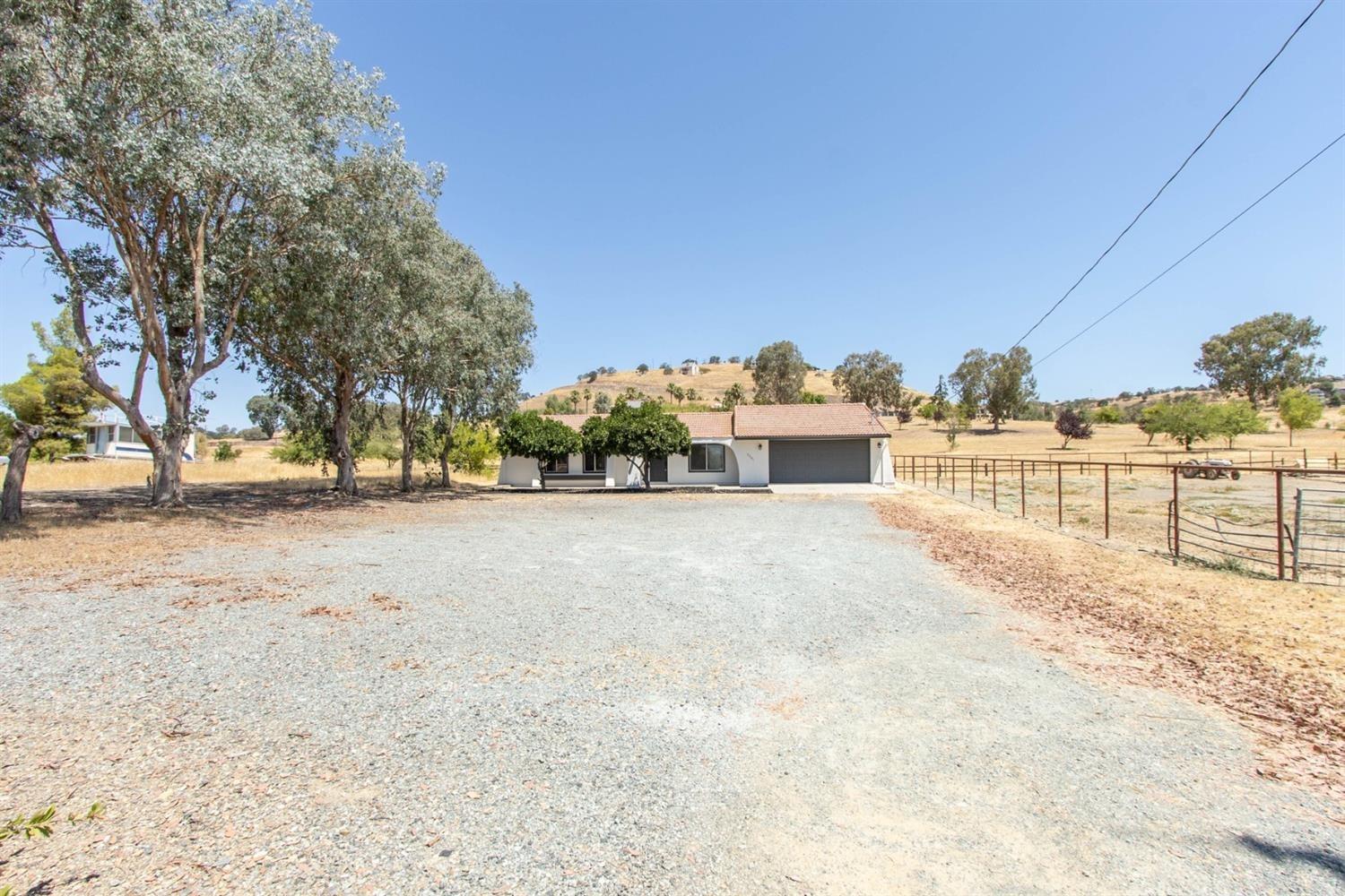 Golfito Way, La Grange, California image 4