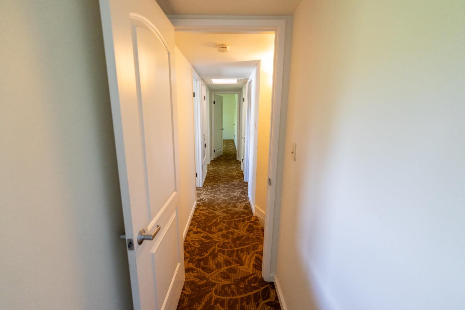 Detail Gallery Image 17 of 19 For 2200 El Cejo Cir, Rancho Cordova,  CA 95670 - 5 Beds | 2/1 Baths