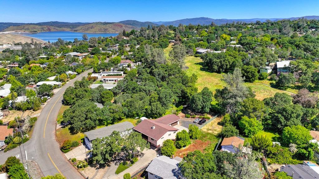 Detail Gallery Image 9 of 68 For 74 Greenbrier Dr, Oroville,  CA 95966 - 3 Beds | 3 Baths