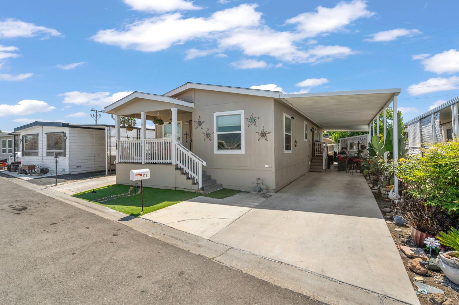 Detail Gallery Image 2 of 26 For 8600 West Lane 172, Stockton,  CA 95210 - 3 Beds | 2 Baths