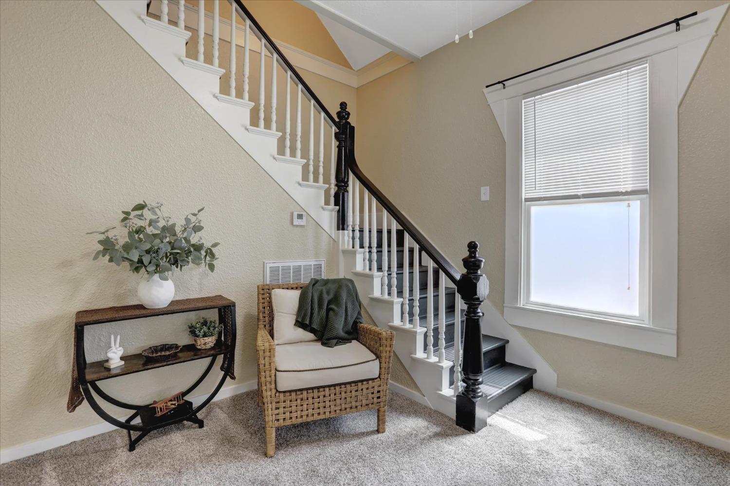 Detail Gallery Image 4 of 81 For 147 South Auburn St, Grass Valley,  CA 95945 - – Beds | – Baths