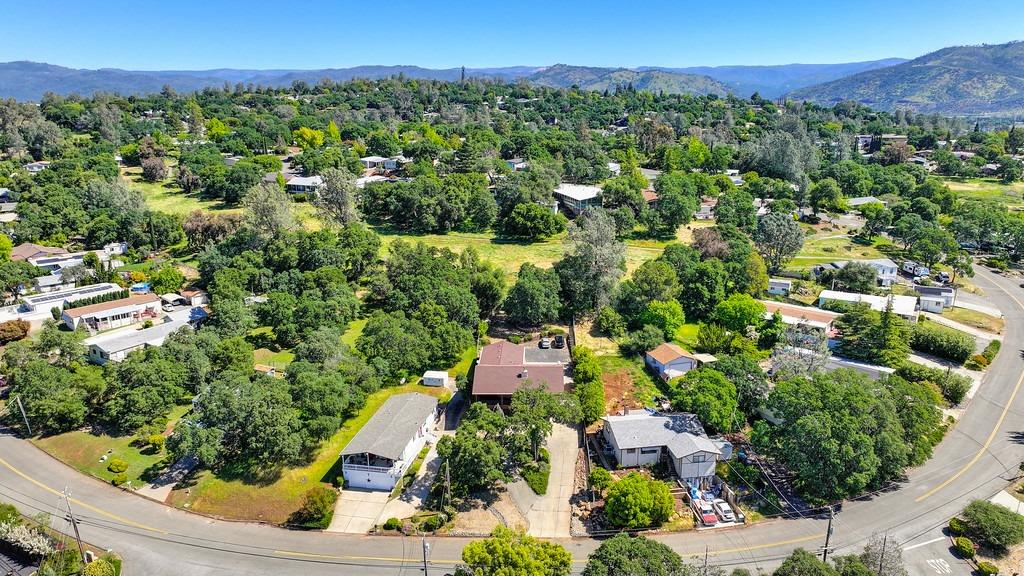 Detail Gallery Image 8 of 68 For 74 Greenbrier Dr, Oroville,  CA 95966 - 3 Beds | 3 Baths