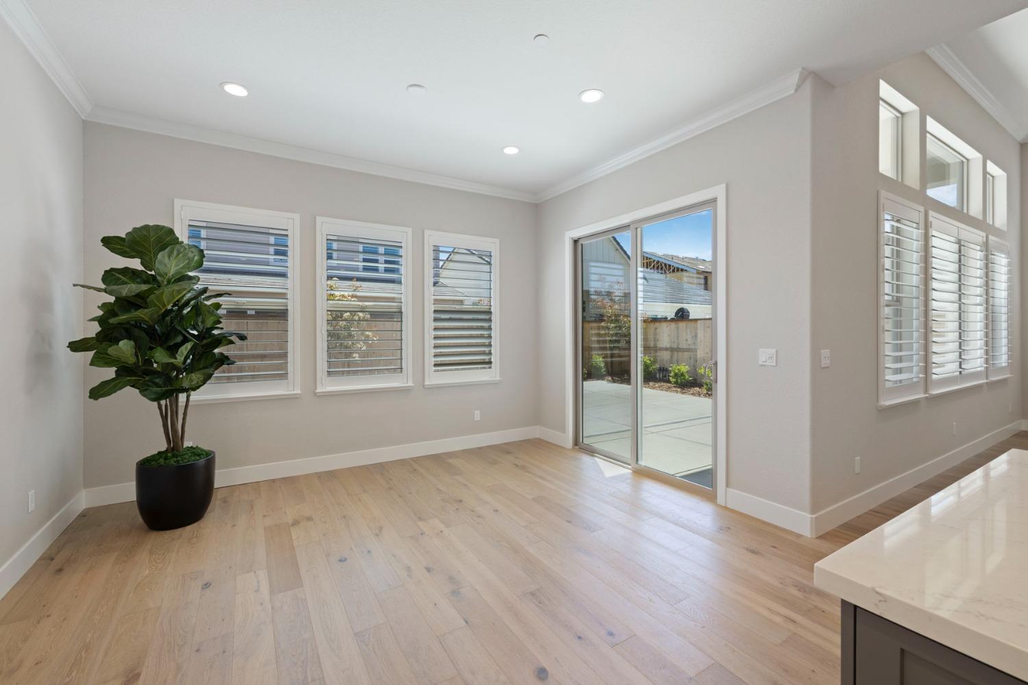Detail Gallery Image 11 of 29 For 2932 Carrousel, Lodi,  CA 95242 - 3 Beds | 2/1 Baths