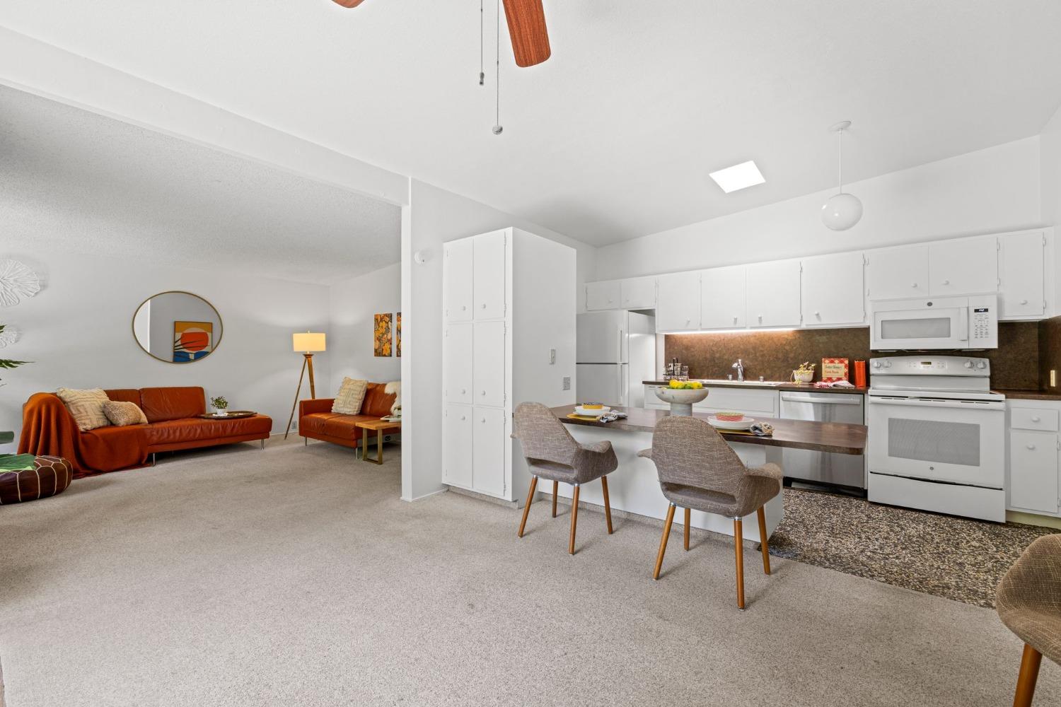 Detail Gallery Image 13 of 65 For 3216 Trawler, Davis,  CA 95616 - 2 Beds | 1/1 Baths