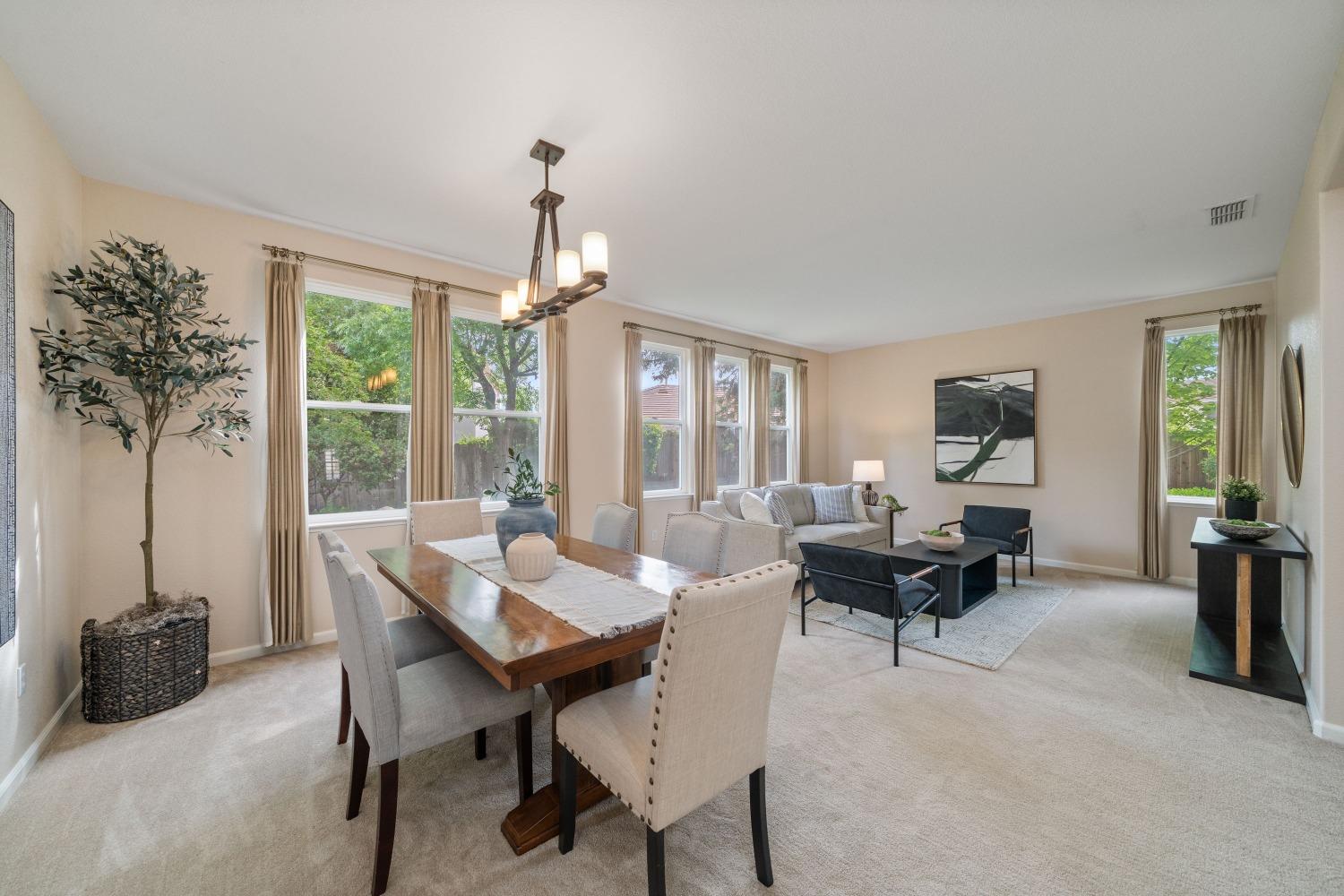 Detail Gallery Image 5 of 44 For 2475 Minden Ct, Sacramento,  CA 95835 - 4 Beds | 2/1 Baths