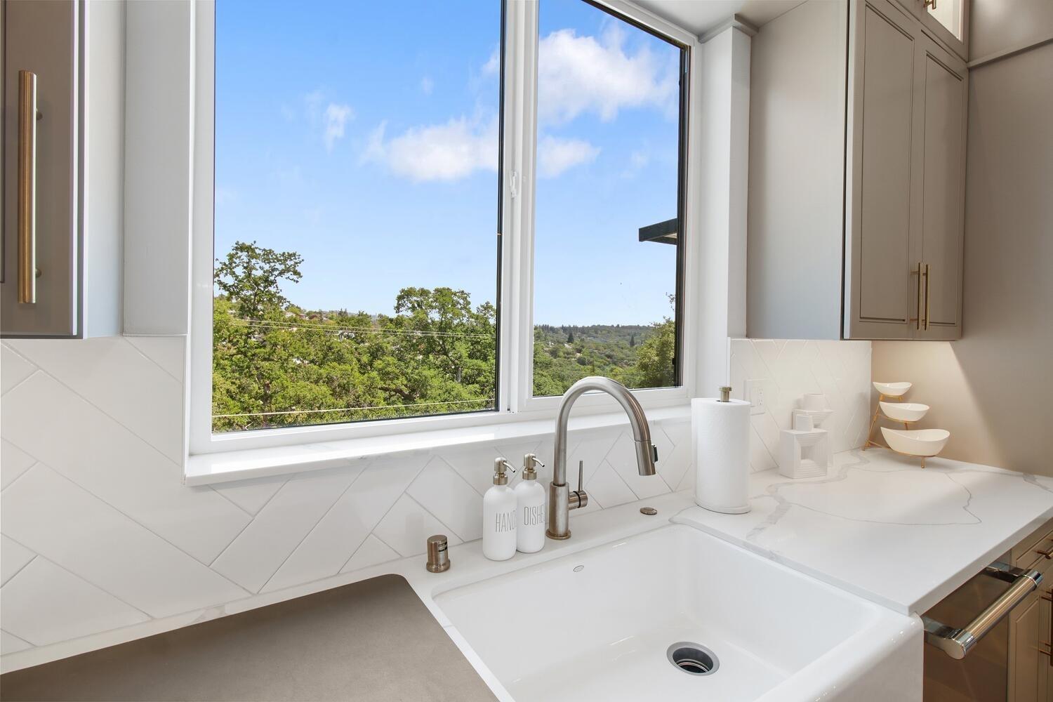 Detail Gallery Image 21 of 73 For 3130 Oakwood Rd, Cameron Park,  CA 95682 - 4 Beds | 4 Baths