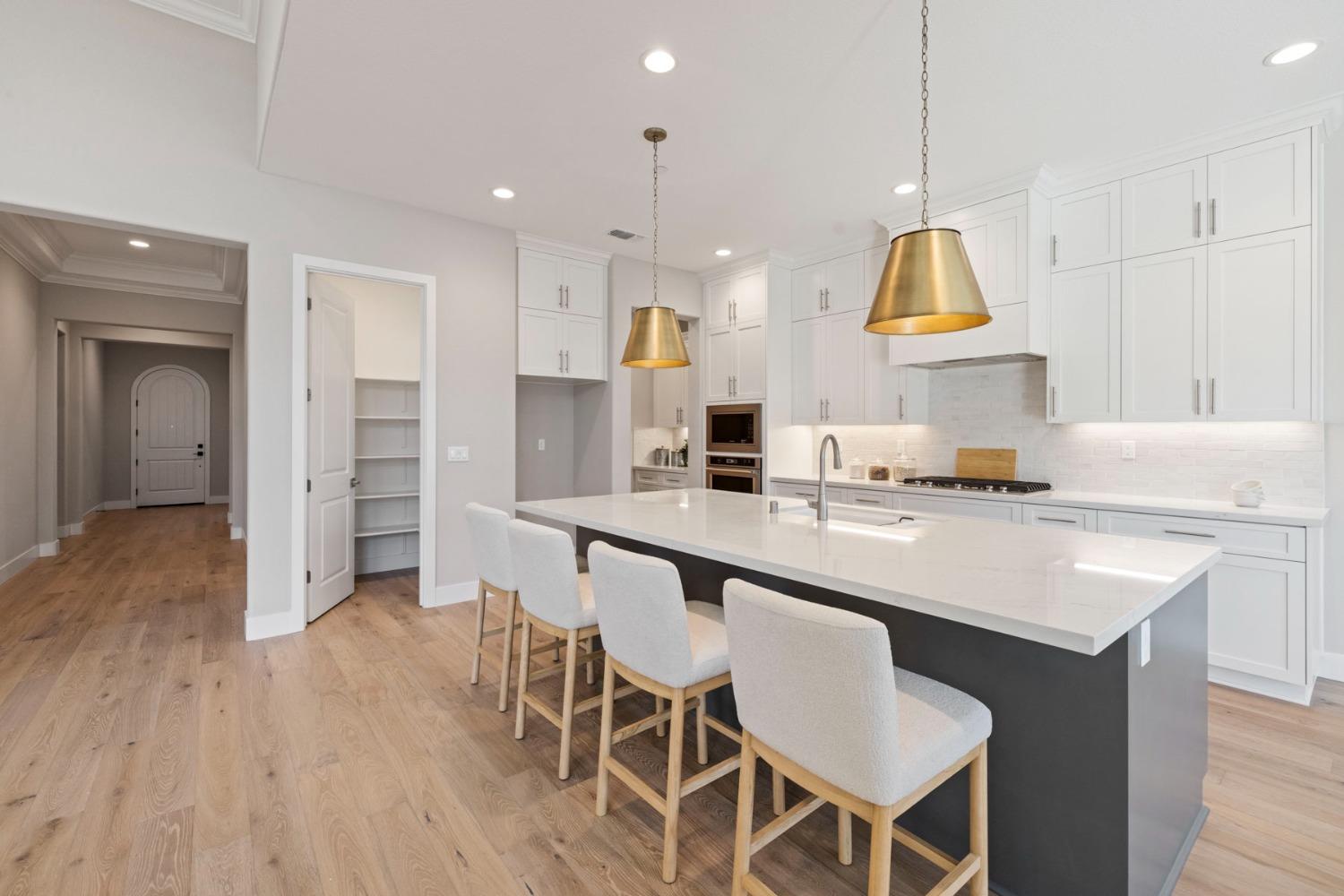Detail Gallery Image 8 of 29 For 2932 Carrousel, Lodi,  CA 95242 - 3 Beds | 2/1 Baths
