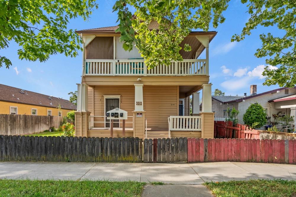 Detail Gallery Image 3 of 33 For 322 E Pine St, Lodi,  CA 95240 - – Beds | – Baths