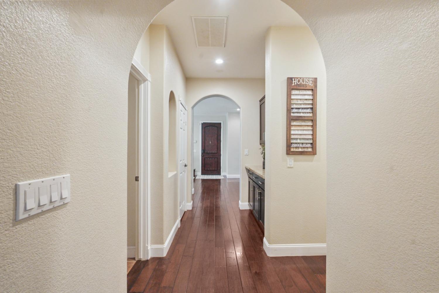 Detail Gallery Image 25 of 66 For 2881 Paseo Entrada Rd, Turlock,  CA 95382 - 4 Beds | 2/1 Baths