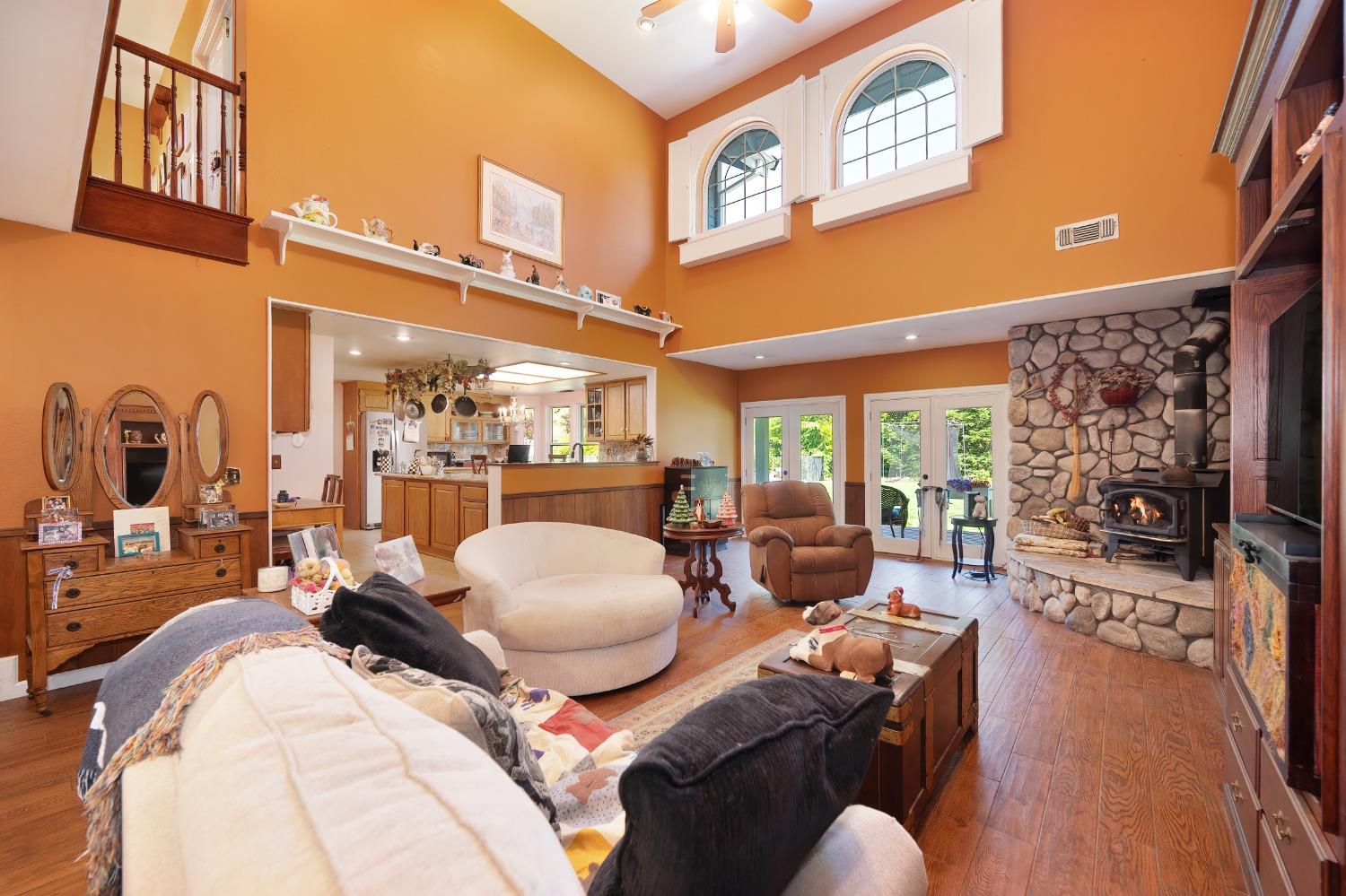 Detail Gallery Image 20 of 81 For 2601 Roundhill Cir, Placerville,  CA 95667 - 4 Beds | 3 Baths