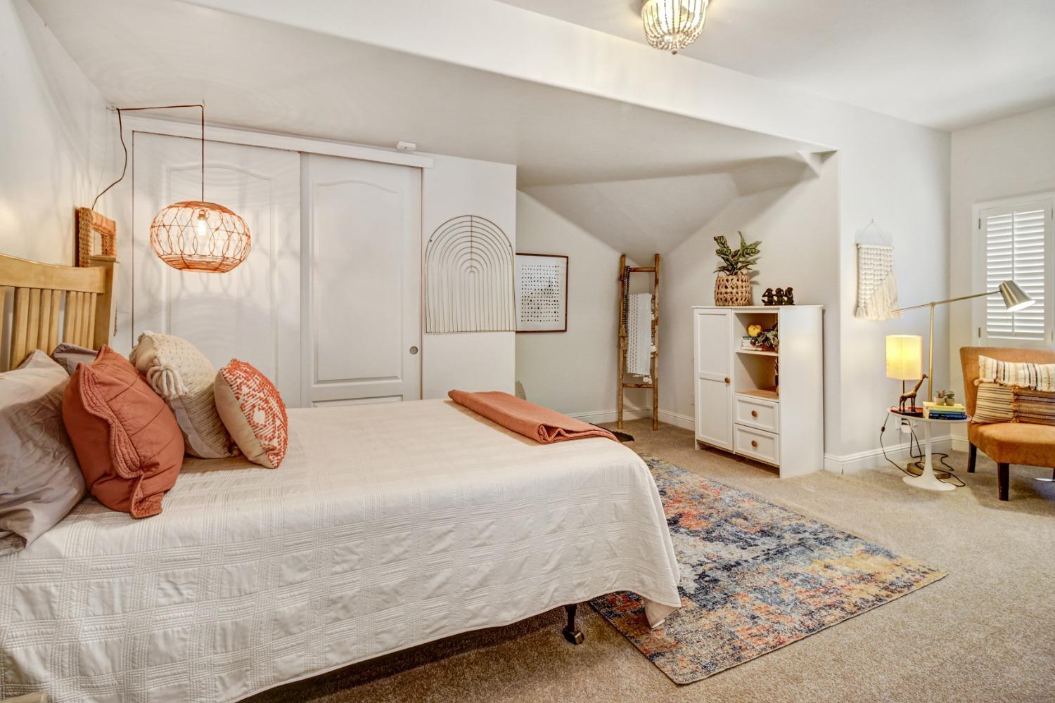 Detail Gallery Image 41 of 81 For 5011 Jardin Ln, Carmichael,  CA 95608 - 4 Beds | 4 Baths