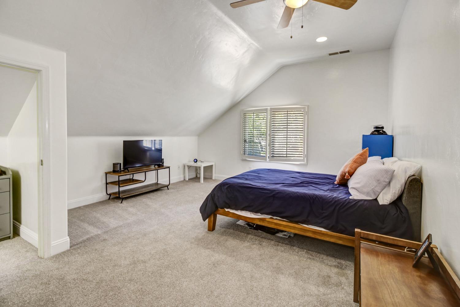 Detail Gallery Image 44 of 81 For 5011 Jardin Ln, Carmichael,  CA 95608 - 4 Beds | 4 Baths