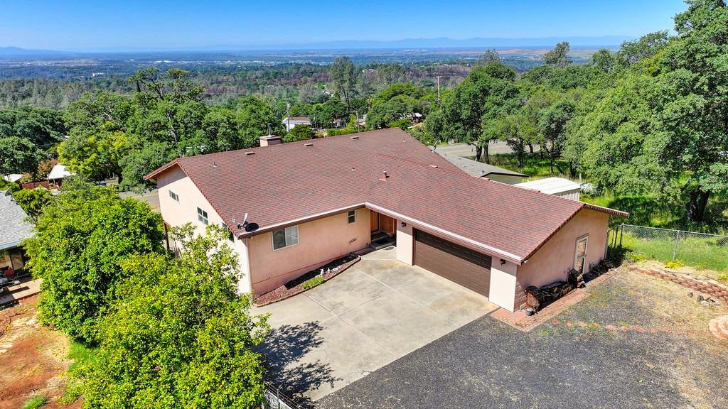 Detail Gallery Image 1 of 68 For 74 Greenbrier Dr, Oroville,  CA 95966 - 3 Beds | 3 Baths