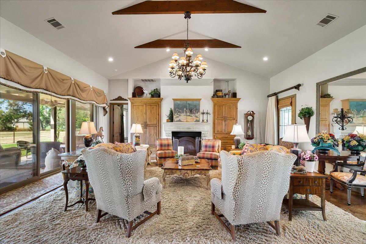 Detail Gallery Image 8 of 95 For 18879 Hidden Lakes Ln, Acampo,  CA 95220 - 3 Beds | 3/2 Baths