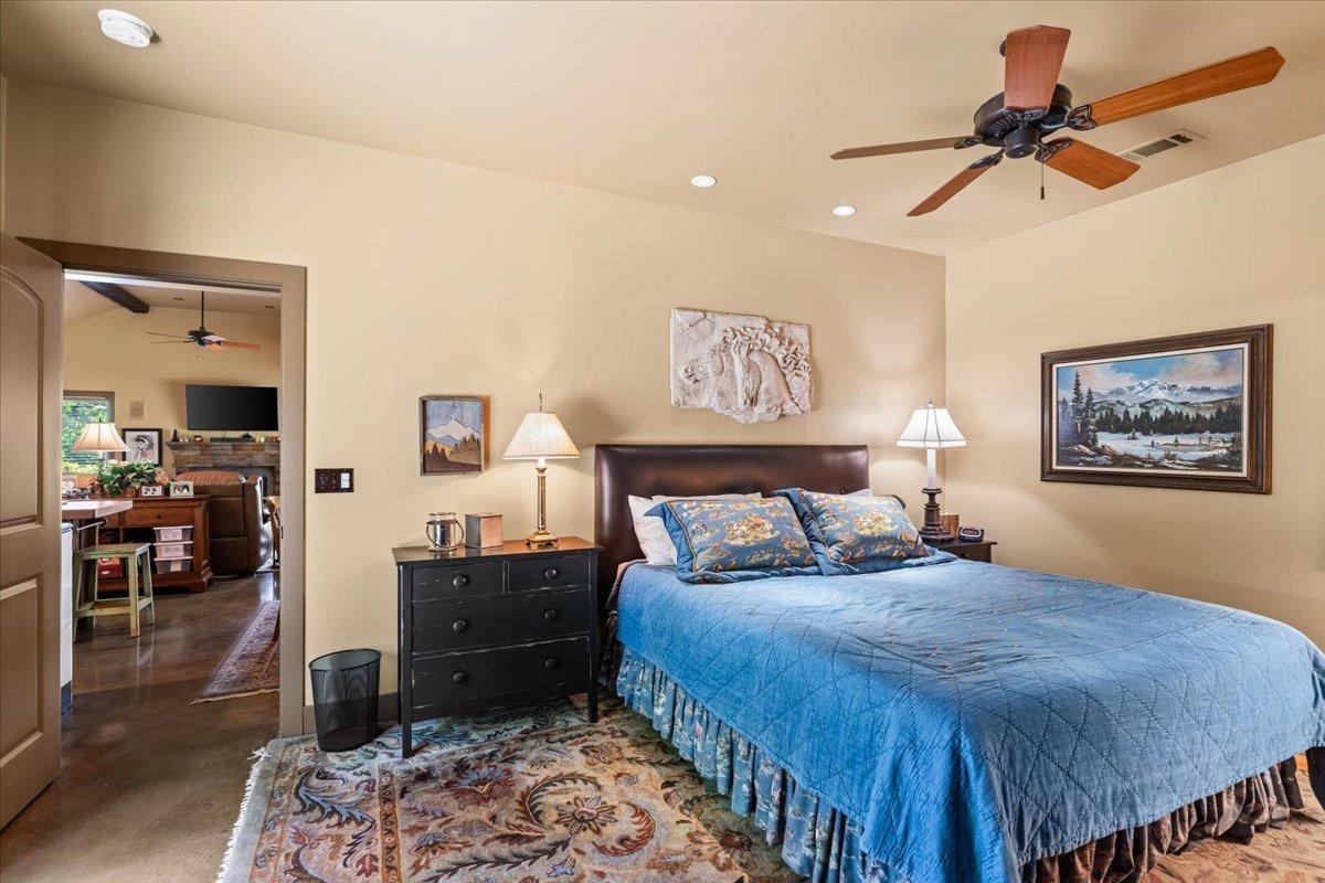 Detail Gallery Image 58 of 95 For 18879 Hidden Lakes Ln, Acampo,  CA 95220 - 3 Beds | 3/2 Baths