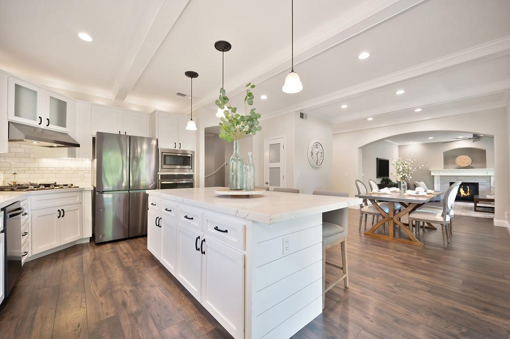 Detail Gallery Image 16 of 63 For 2725 Henri Ct, Davis,  CA 95618 - 5 Beds | 2/1 Baths