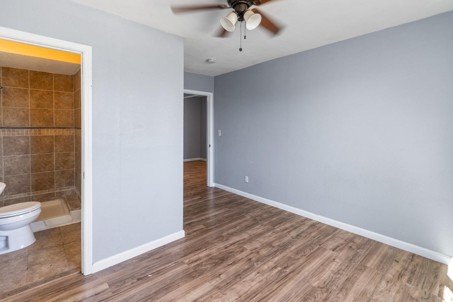 Detail Gallery Image 6 of 41 For 2931 Elm Ave, Merced,  CA 95348 - 3 Beds | 3 Baths