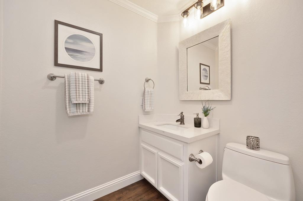Detail Gallery Image 27 of 63 For 2725 Henri Ct, Davis,  CA 95618 - 5 Beds | 2/1 Baths