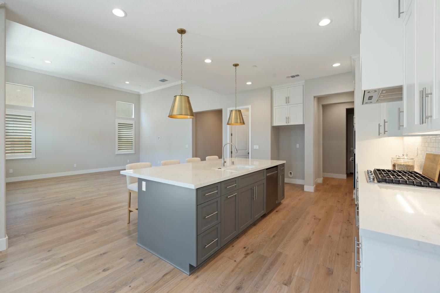 Detail Gallery Image 12 of 29 For 2932 Carrousel, Lodi,  CA 95242 - 3 Beds | 2/1 Baths