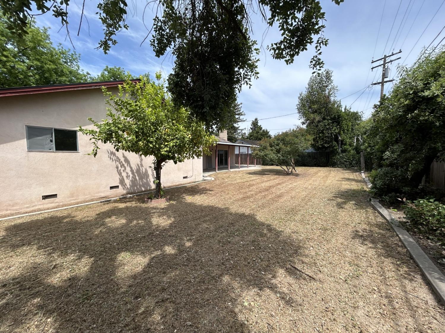 Detail Gallery Image 17 of 18 For 1008 Wellington Dr, Modesto,  CA 95350 - 4 Beds | 2/1 Baths