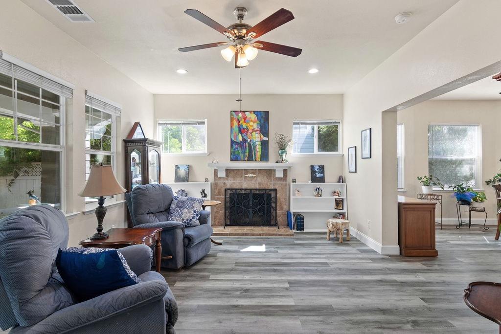 Detail Gallery Image 9 of 39 For 414 W Vine St, Stockton,  CA 95203 - 3 Beds | 2 Baths