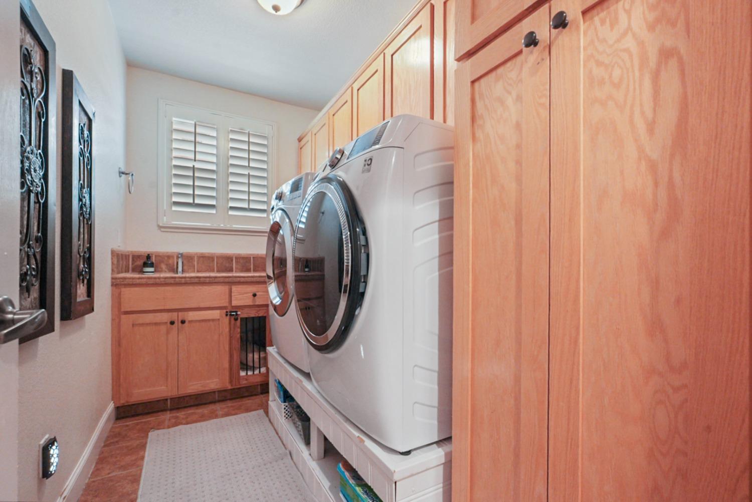 Detail Gallery Image 24 of 66 For 2881 Paseo Entrada Rd, Turlock,  CA 95382 - 4 Beds | 2/1 Baths