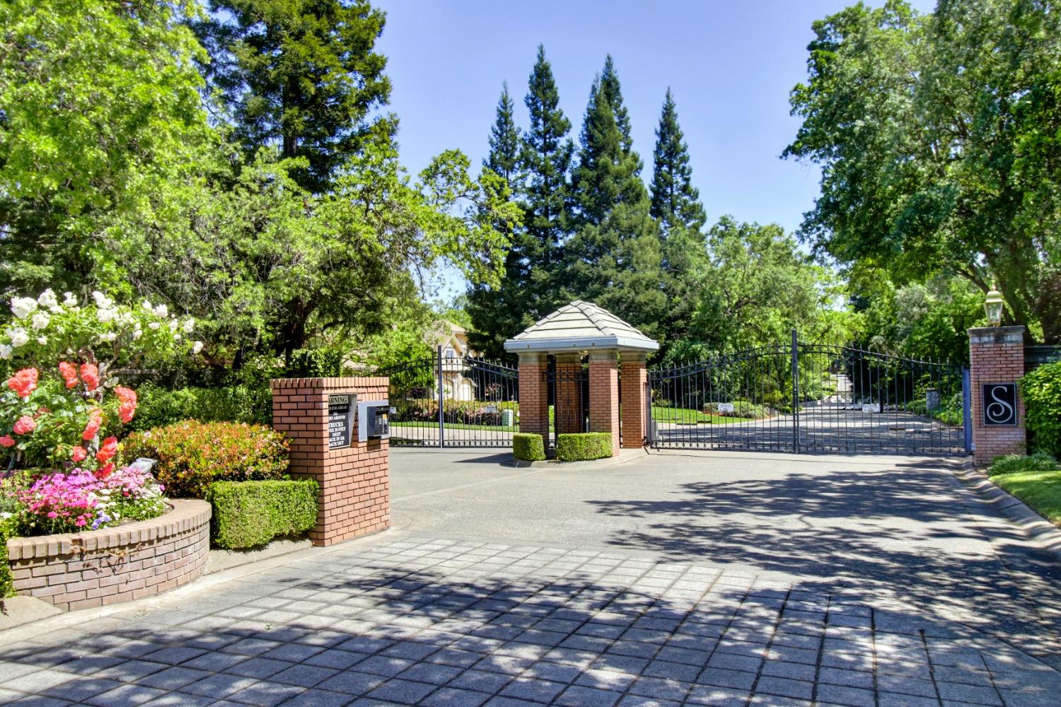 Detail Gallery Image 81 of 81 For 5011 Jardin Ln, Carmichael,  CA 95608 - 4 Beds | 4 Baths