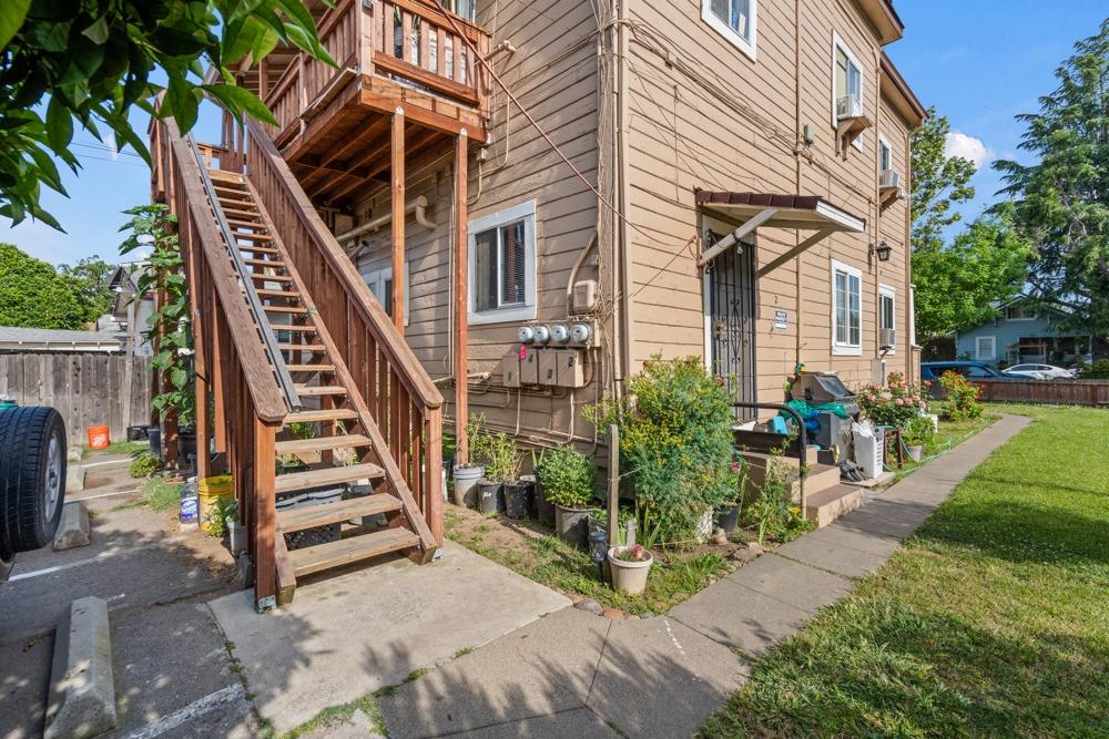 Detail Gallery Image 18 of 33 For 322 E Pine St, Lodi,  CA 95240 - – Beds | – Baths