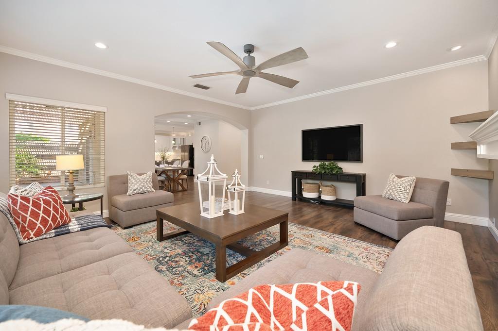 Detail Gallery Image 24 of 63 For 2725 Henri Ct, Davis,  CA 95618 - 5 Beds | 2/1 Baths