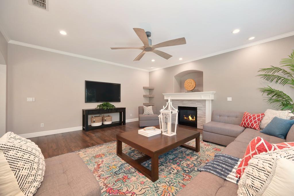 Detail Gallery Image 25 of 63 For 2725 Henri Ct, Davis,  CA 95618 - 5 Beds | 2/1 Baths