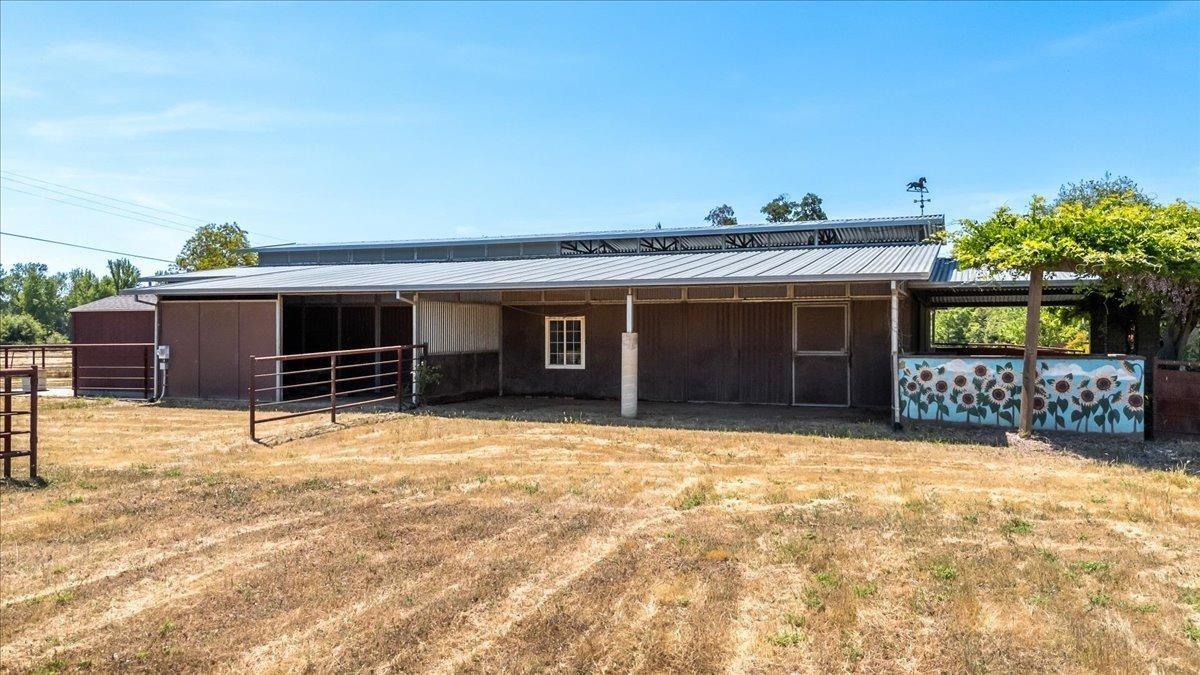 Detail Gallery Image 79 of 95 For 18879 Hidden Lakes Ln, Acampo,  CA 95220 - 3 Beds | 3/2 Baths